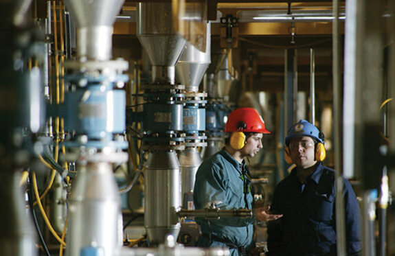 A large, integrated pulp and paper mill was experiencing excessive process alarms.