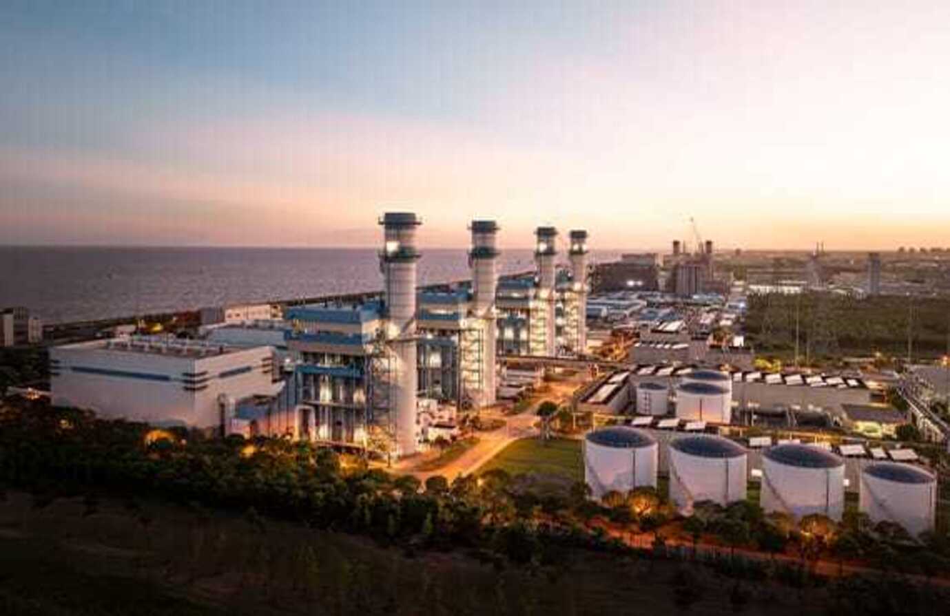 Aerial view of natural gas power plant operating with reliable asset monitoring.