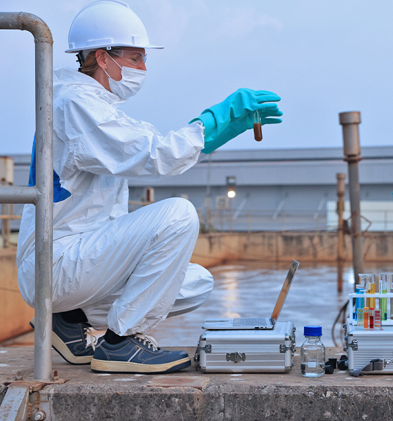 Real-Time Water Quality Monitoring Systems Real-Time Water Quality Monitoring Systems